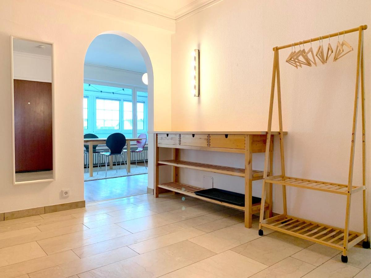 Schoene 3-zimmer-wohnung In Koeln-brueck Mit Eigenem Parkplatz Apartamento