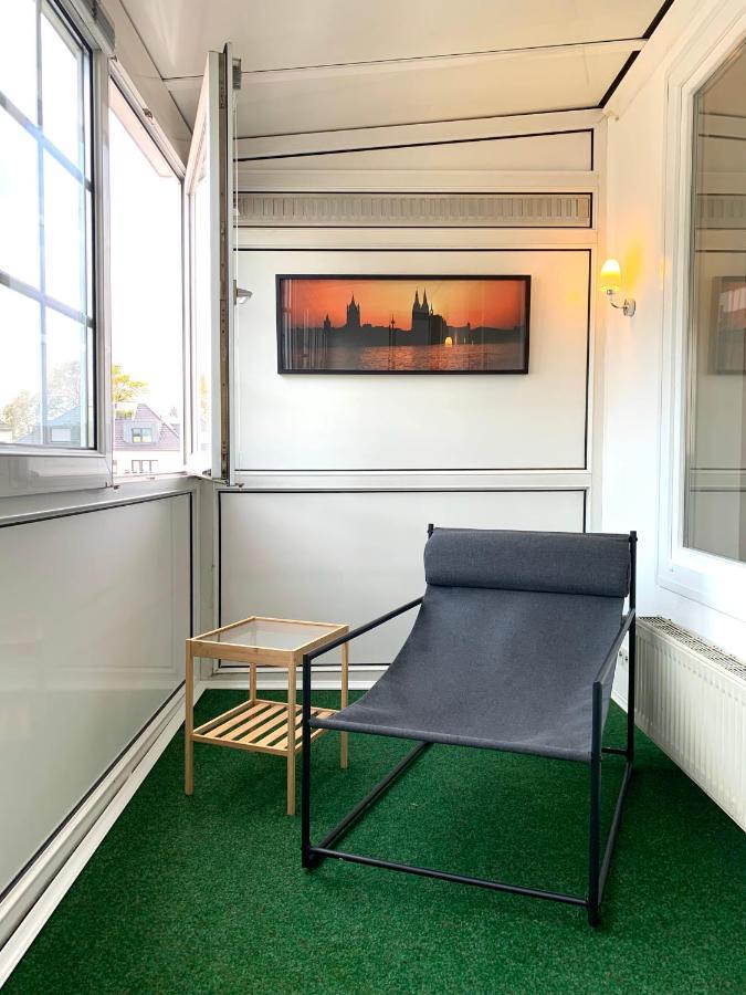 Schoene 3-zimmer-wohnung In Koeln-brueck Mit Eigenem Parkplatz Apartamento
